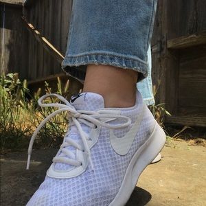 Nike Tanjun White Sneakers Running Shoe